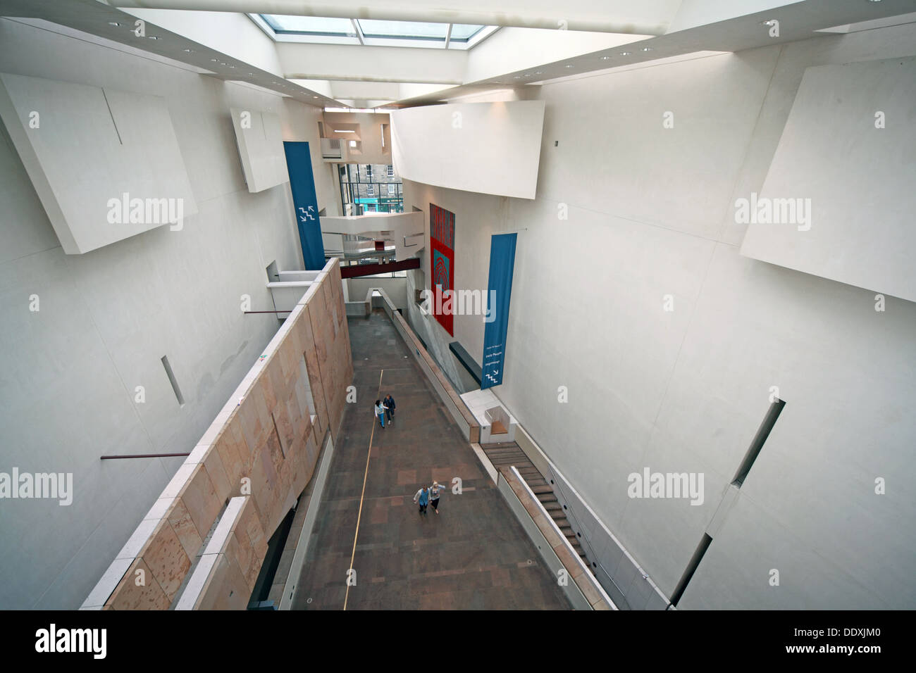 Moderne Interieur des National Museum of Scotland, City Chambers St Edinburgh, Scotland UK EH1 1JF Stockfoto