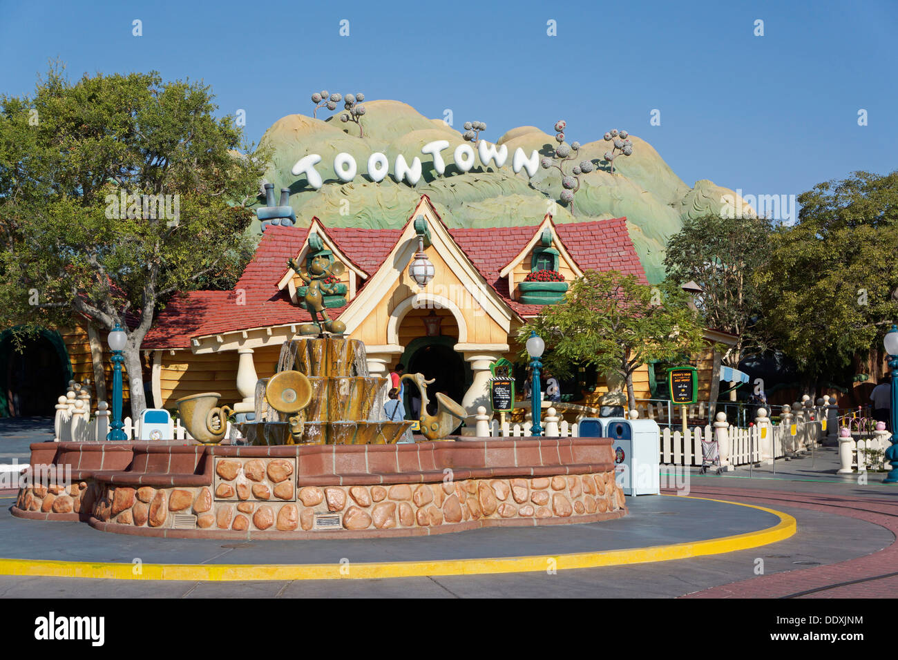 Toontown, Mickey es House, Fantasyland, Magic Kingdom, Disneyland, Anaheim, Kalifornien Stockfoto