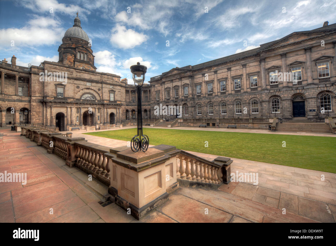 Edinburgh University, South College Gebäude, Altstadt, Edinburgh, Lothian, Schottland, Großbritannien Weitblick - EH8 9YL Stockfoto