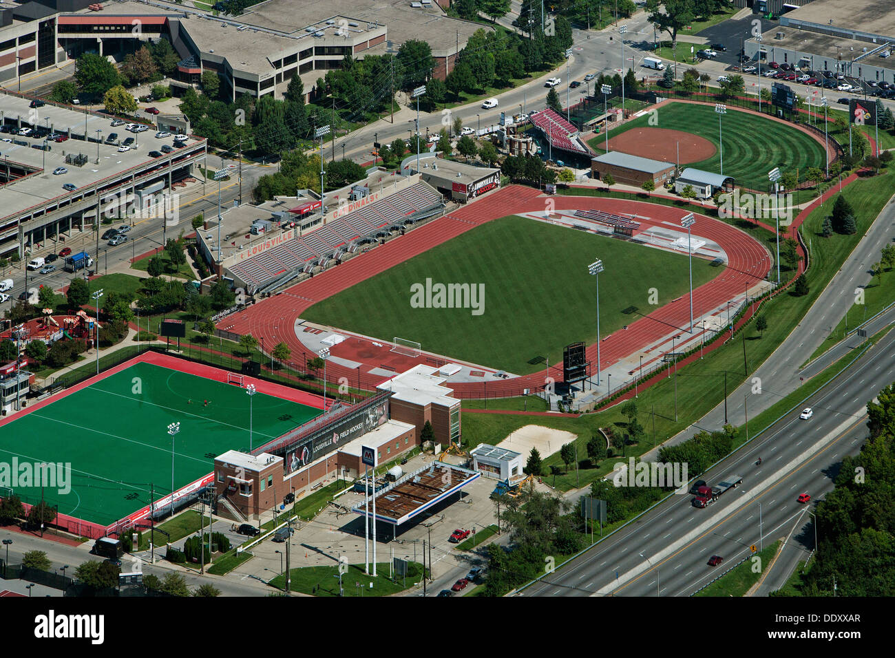 Universitat Von Louisville Stockfotos Und Bilder Kaufen Alamy