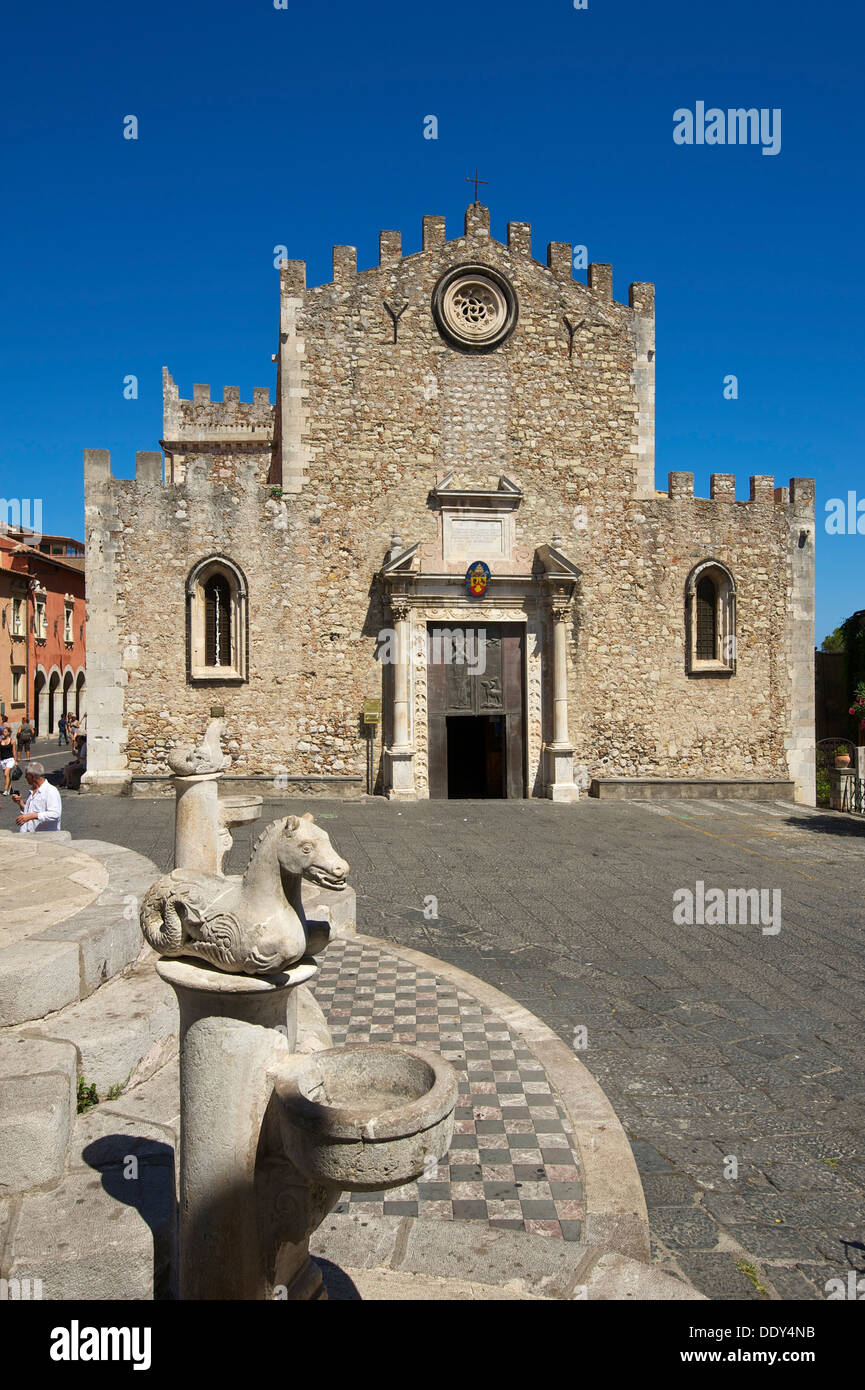 Kathedrale von San Nicolo auf Piazza Duomo Platz Stockfoto