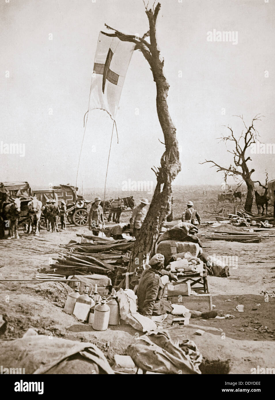 Eine erweiterte Sanitätsunterstand, Somme Kampagne, Frankreich, Weltkrieg, 1916. Künstler: unbekannt Stockfoto