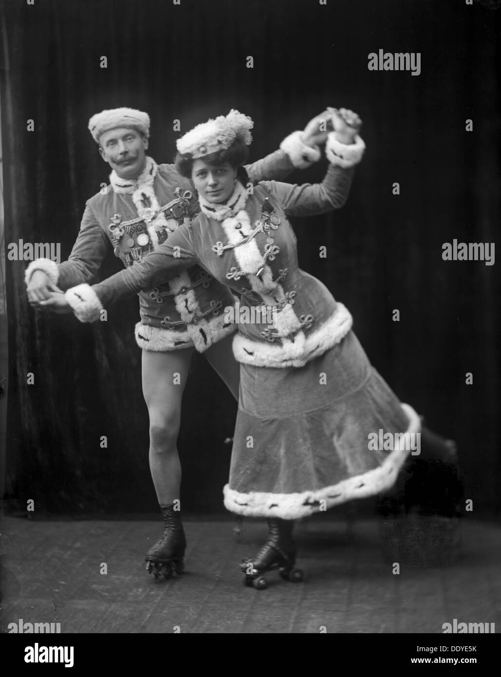 Zirkus skaten Künstler, Landskrona, Schweden, 1910. Artist: Unbekannt Stockfoto