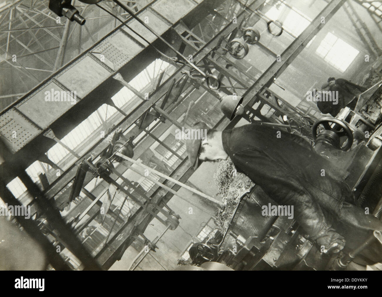 In der Maschinenfabrik, UDSSR, 1930. Artist: Unbekannt Stockfoto