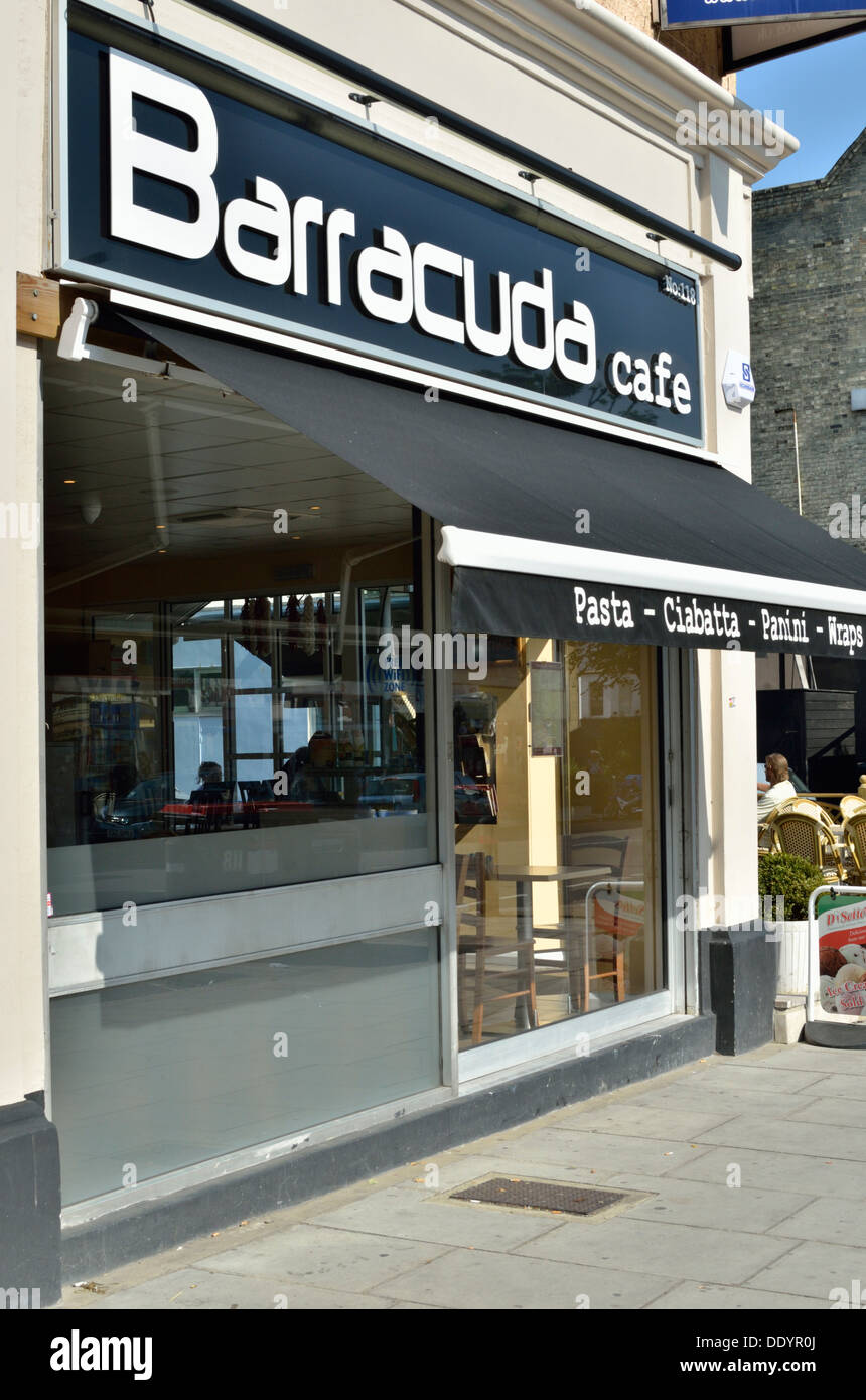 Barracuda Cafe, High Road, East Finchley, London, UK Stockfoto