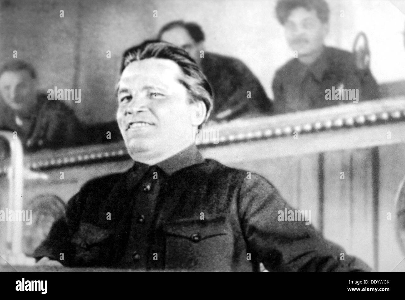 Sowjetischer Politiker Sergei Kirov, 17. Kongress der kommunistischen Partei, Moskau, UdSSR, 1934. Künstler: Anon Stockfoto