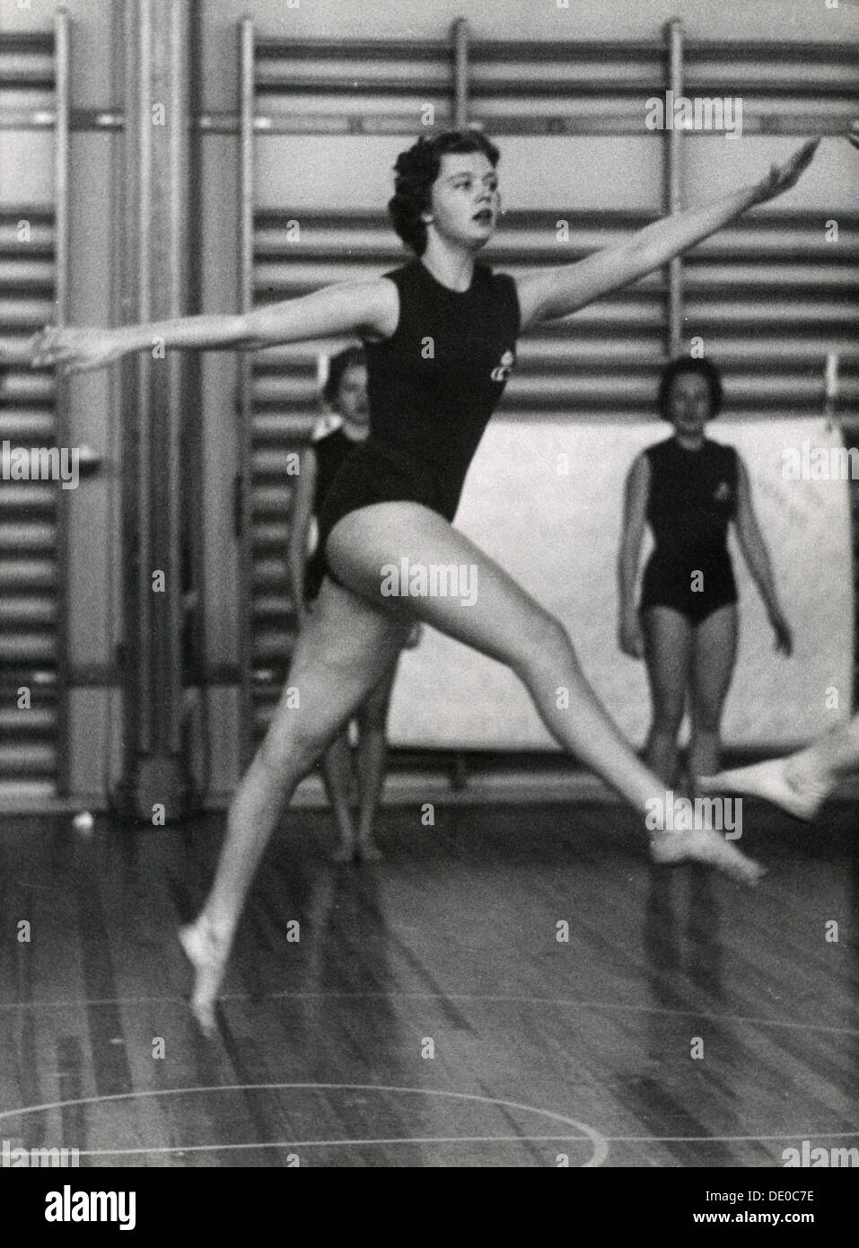 Prinzessin Birgitta von Schweden in einer Show im Nationalen Gymnastik Institut, 1958. Artist: Unbekannt Stockfoto