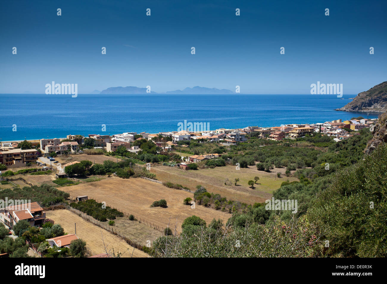 Die Küste von Milazzo in Milazzo in der Provinz von Messina, Sizilien. Stockfoto