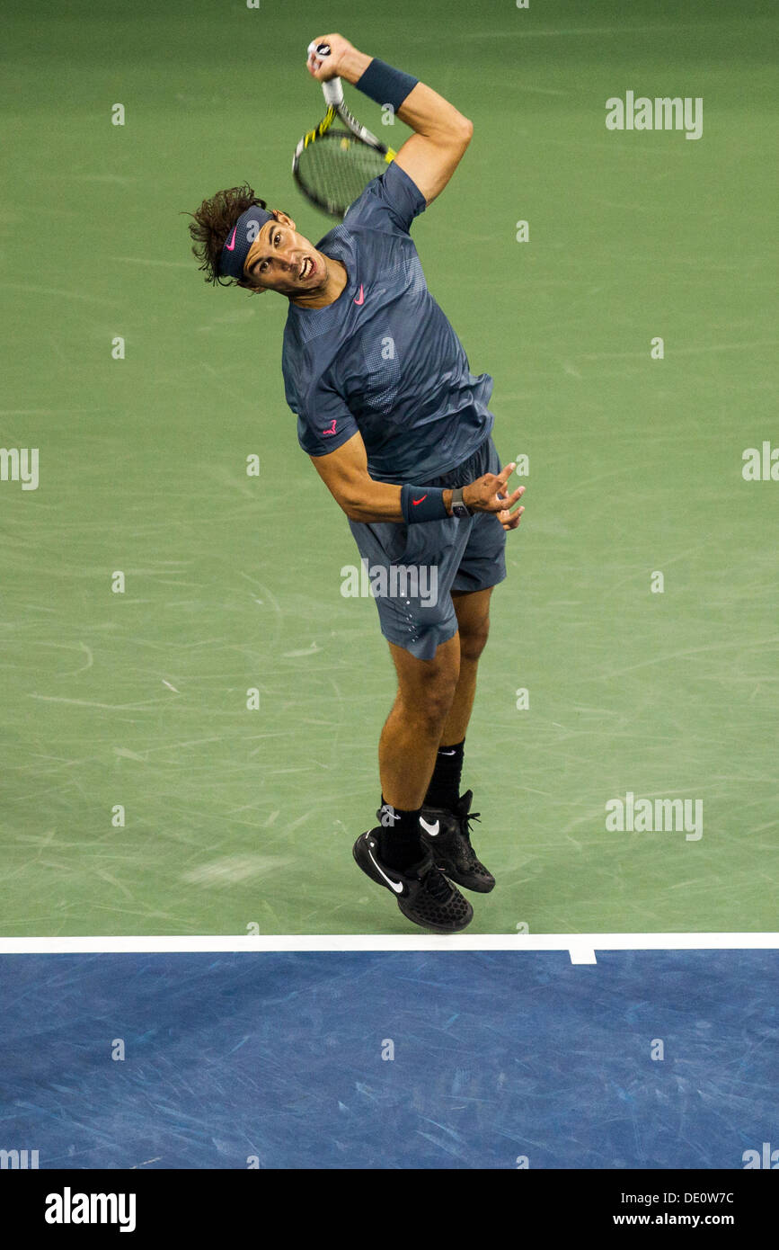 Flushing Meadows-Corona Park, Queens, New York, 9. September 2013 Rafael Nadal (ESP) gewinnt seinen 13. Grand-Slam-Einzel-Titel bei den 2013 uns Open Tennis Championships Credit: PCN Fotografie/Alamy Live News Stockfoto