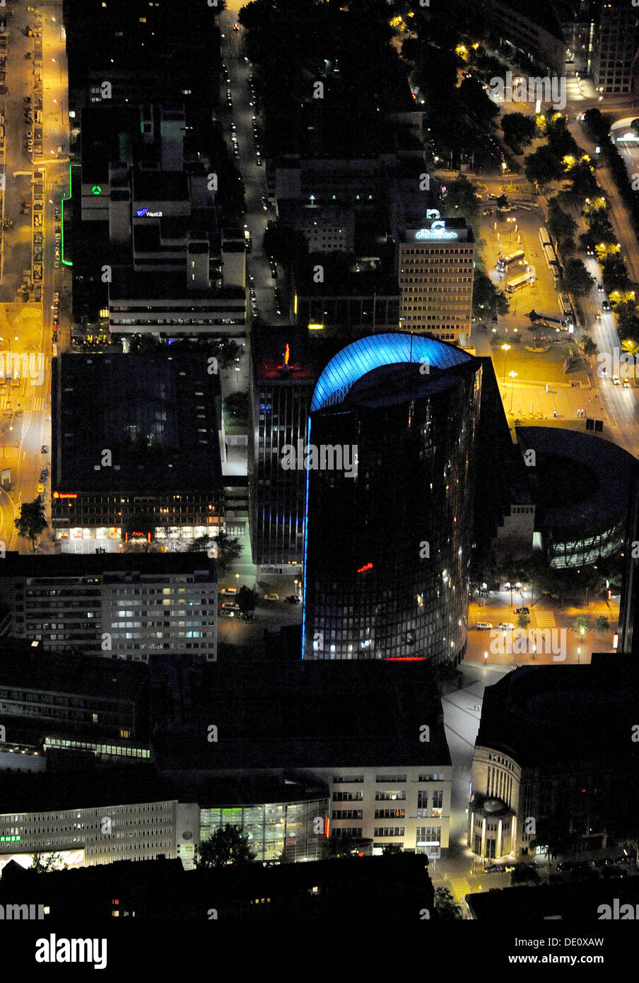 Luftbild, RWE-Turm, Innenstadt von Dortmund mit dem Rathaus, zentrale Zug-Station, Dortmund, Extraschicht 2009 Kulturfestival Stockfoto
