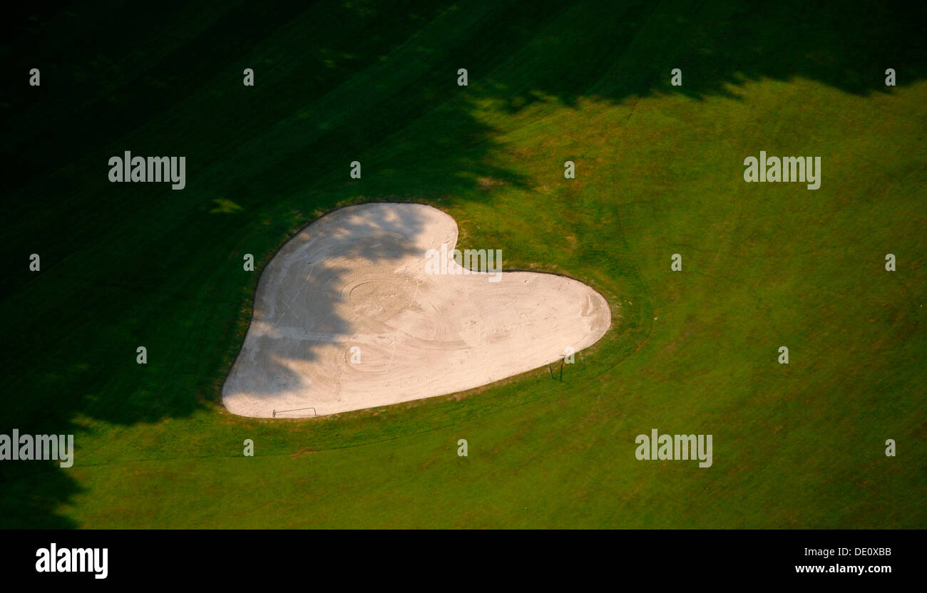 Luftaufnahme, Bunker, grün, Herz, Golfplatz, Neheim, Arnsberg, Nordrhein-Westfalen Stockfoto