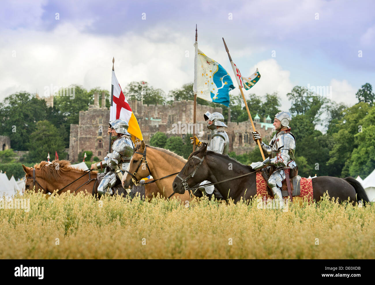 Der "Berkeley Scharmützel" mittelalterliche Re-Enactments in Berkeley Castle in der Nähe von Gloucester wo der 500. Jahrestag der Schlacht von Fl Stockfoto