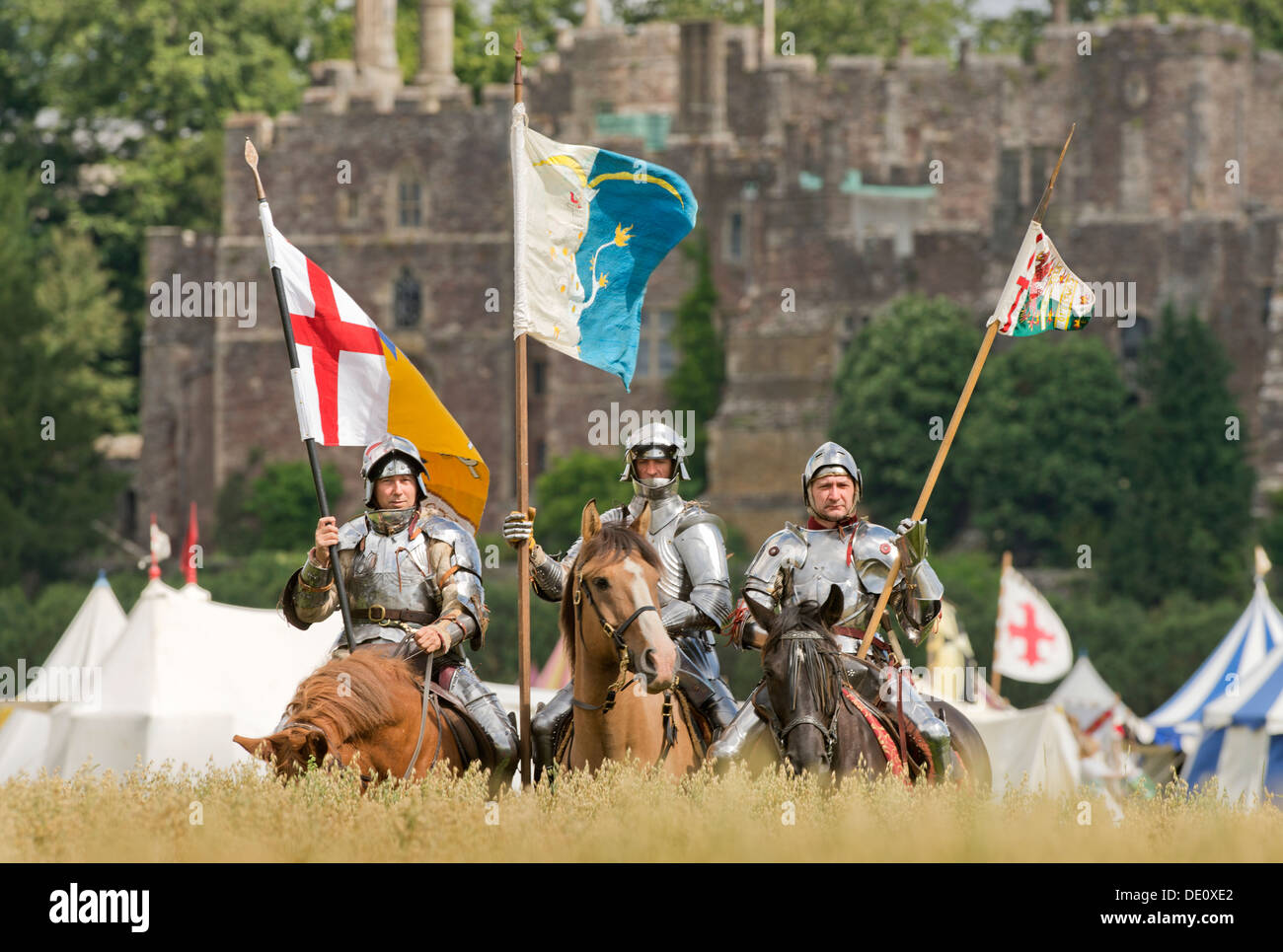 Der "Berkeley Scharmützel" mittelalterliche Re-Enactments in Berkeley Castle in der Nähe von Gloucester wo der 500. Jahrestag der Schlacht von Fl Stockfoto