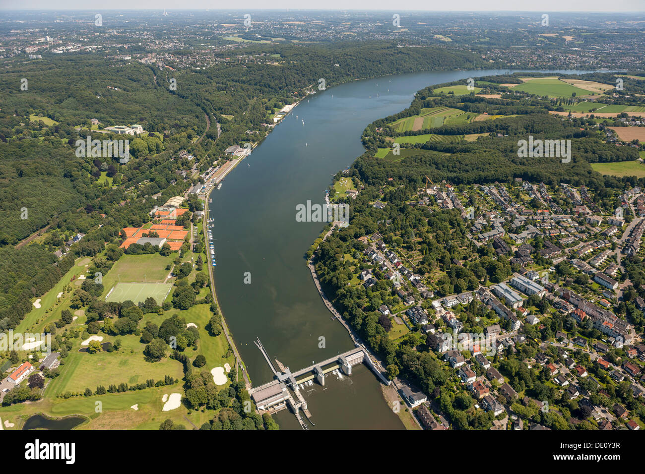 Luftaufnahme, See Baldeney, Werden Bezirk mit Wehr, Essen, Ruhrgebiet, Nordrhein-Westfalen Stockfoto