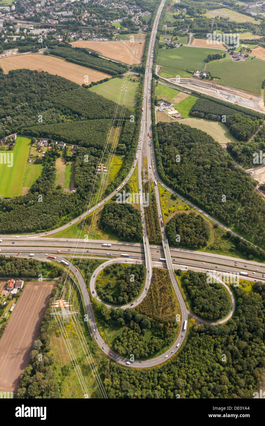 Luftbild, A45 Sauerlandlinie Autobahn zusammenführen Punkt A2 Autobahn Kreuzung, Dortmund, Ruhrgebiet, Nordrhein-Westfalen Stockfoto