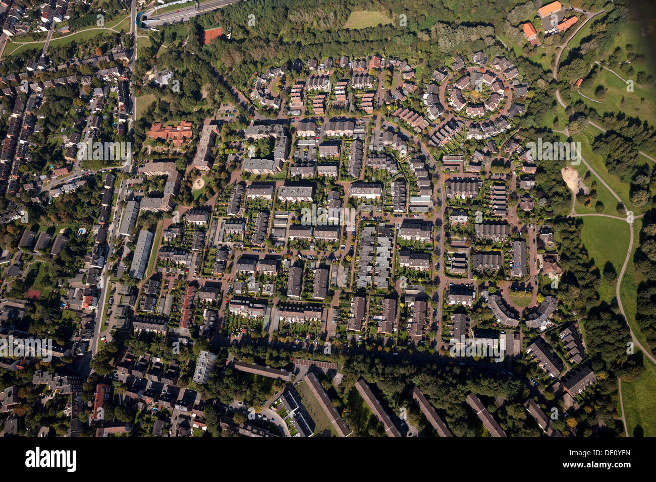 Luftaufnahme, Nesselrodeweg Siedlung und Bruchwiesenring kreisförmige Siedlung, Gelsenkirchen-Buer, Ruhrgebiet Stockfoto