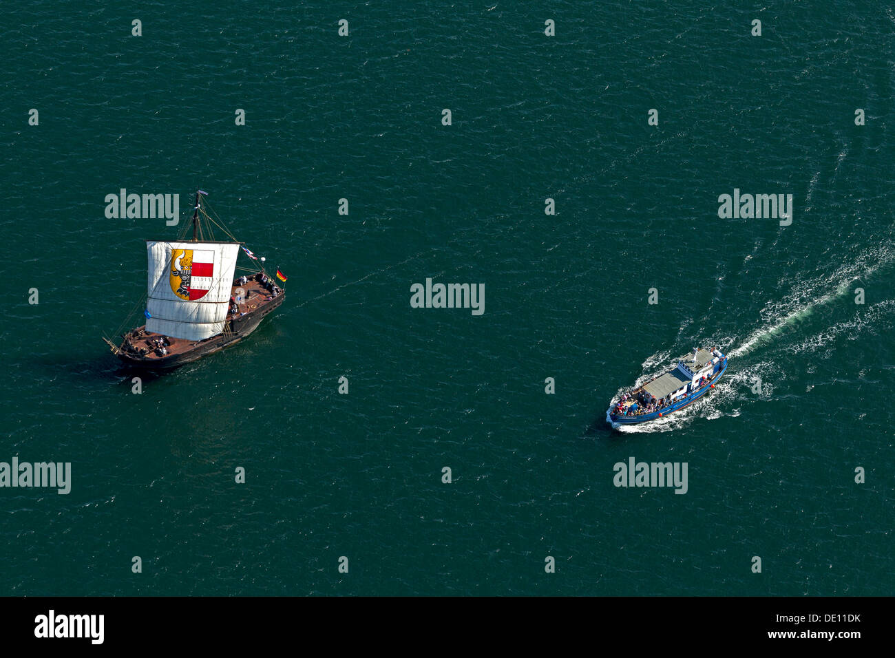 Luftaufnahme, Segelboote während der Hanse Sail Rostock Stockfoto
