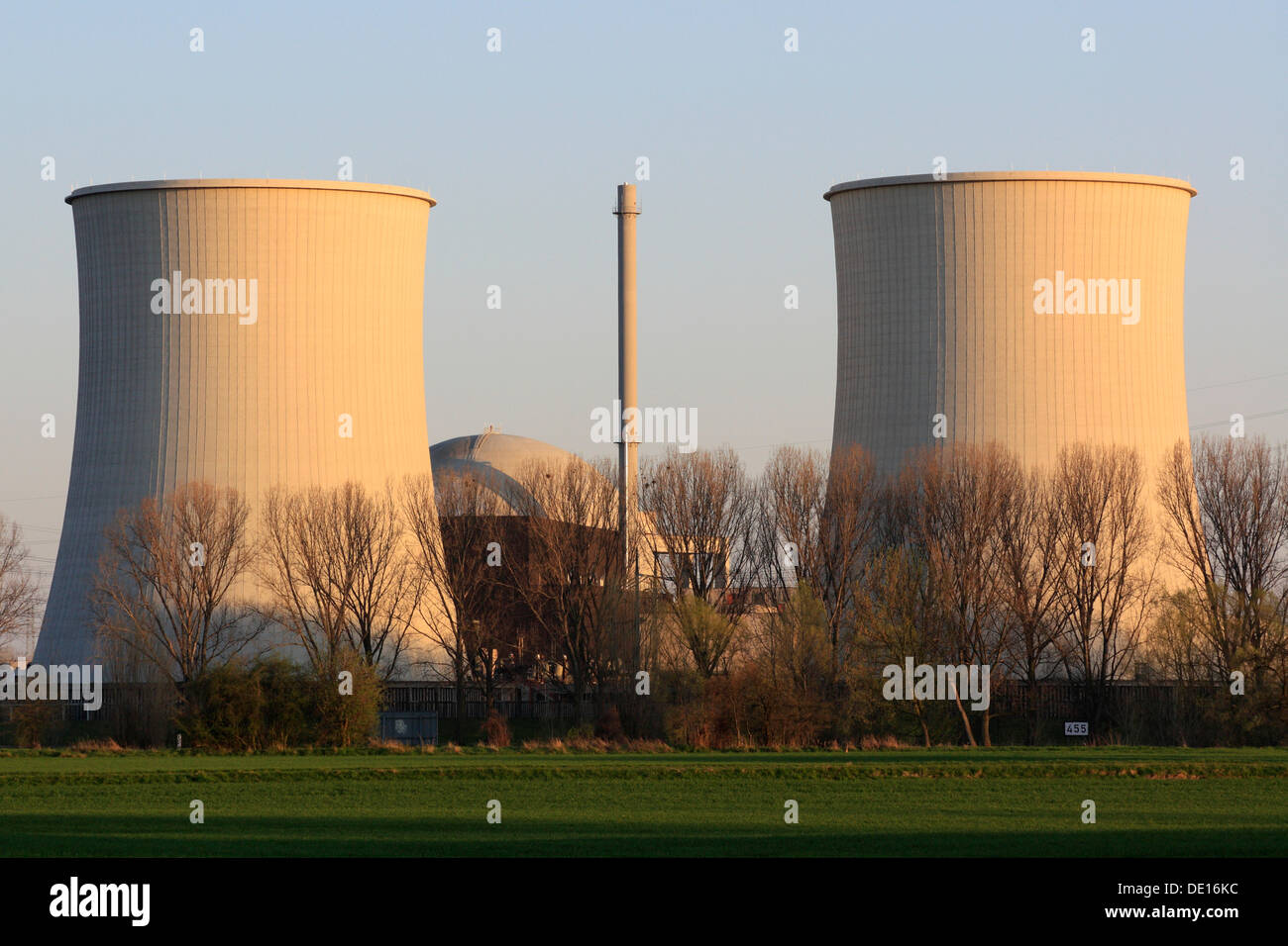 Biblis Atomkraftwerk Bergstrasse Hessen Stockfotografie Alamy