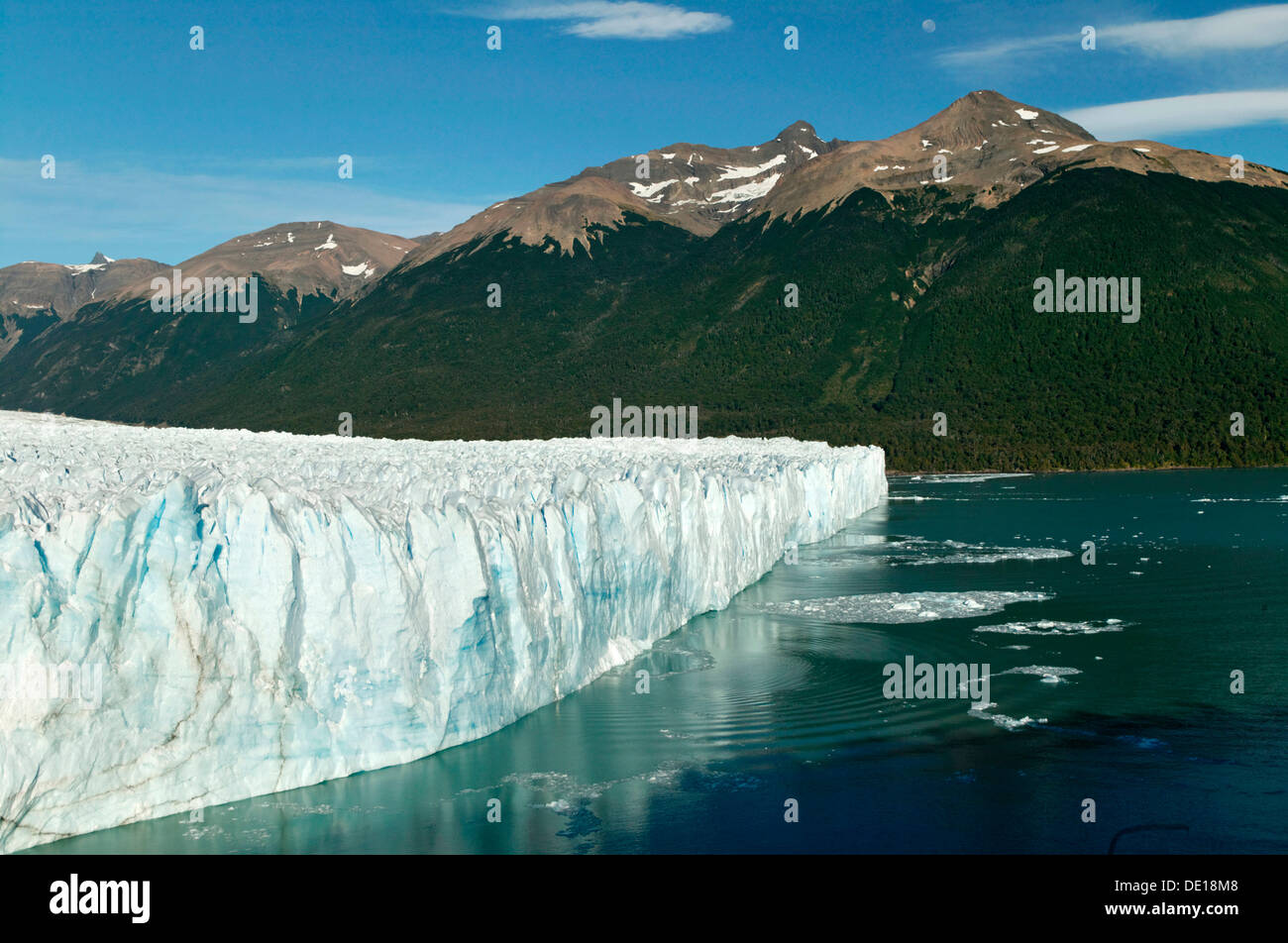 Perito Moreno Gletscher, Lago Argentino, der Nationalpark Los Glaciares, UNESCO-Weltkulturerbe, Provinz Santa Cruz, Patagonien Stockfoto