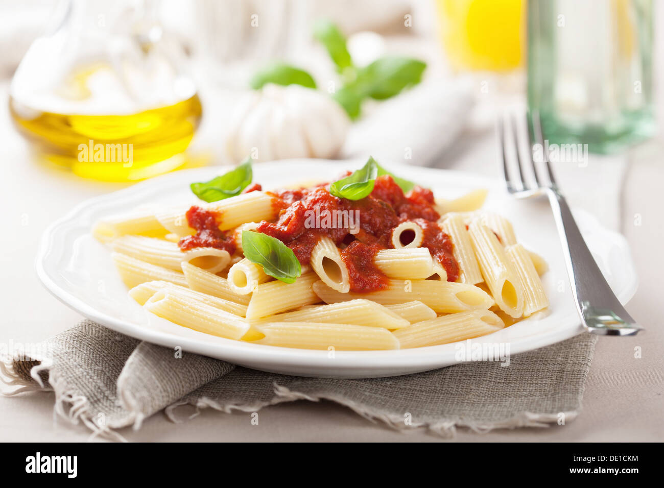italienische Pasta mit Tomatensauce Stockfoto