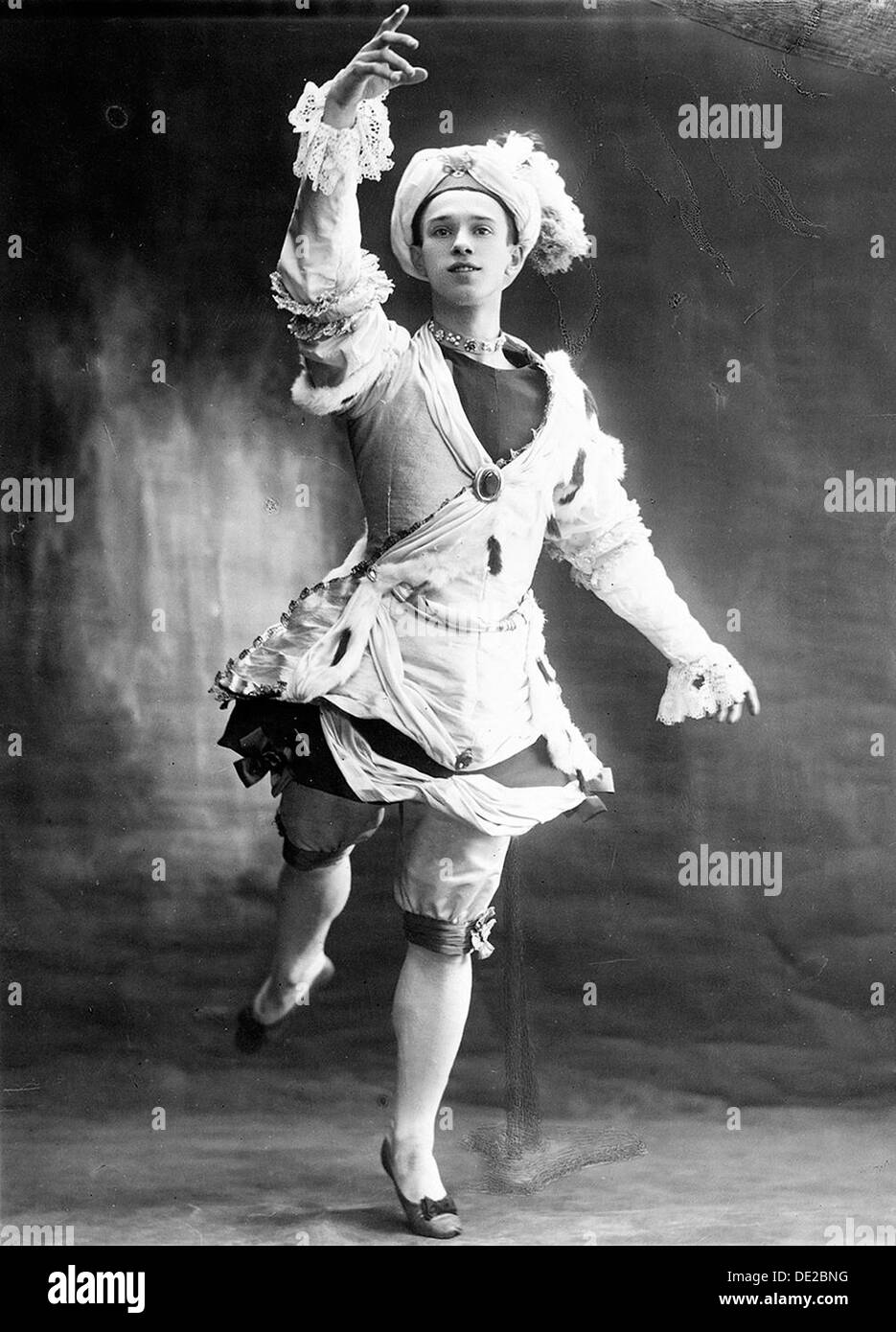 Vaslav Nijinsky, russische Balletttänzerin, 1909. Künstler: Anon Stockfoto