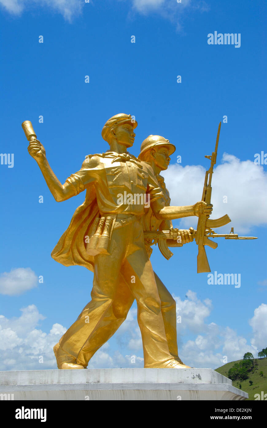 Vietnam-Krieg, Denkmal mit dem Kampf gegen Soldaten, Vietnam-Laos-Denkmal, Phonsavan, Xieng Khouang Provinz, Laos, Südostasien Stockfoto