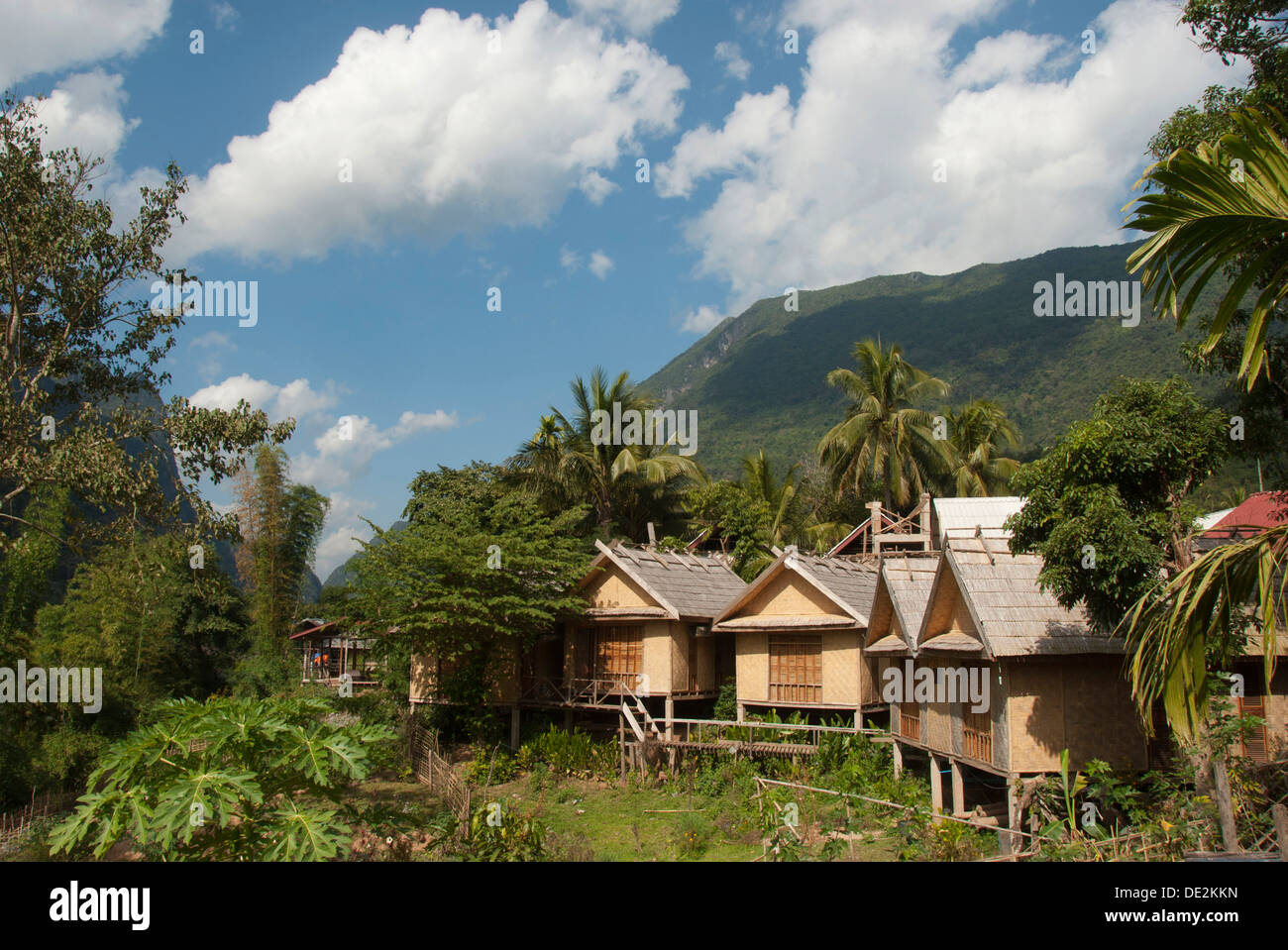 Einfache Bambus und Rattan Pensionen, Muang Ngoi Kao Luang Prabang Provinz, Laos, Südostasien, Asien Stockfoto