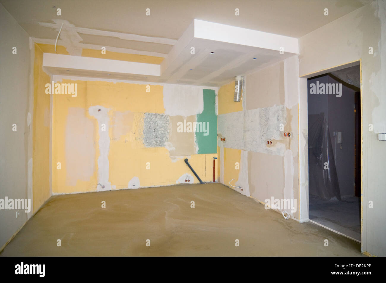 Alter Wohnung ist sanierungsbedürftig Stockfoto