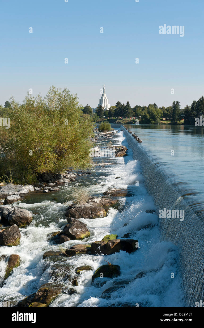 Stadt am Fluss, Wasserfall, Snake River, Idaho Falls, Idaho, Westen der Vereinigten Staaten, Vereinigte Staaten von Amerika, Nordamerika Stockfoto