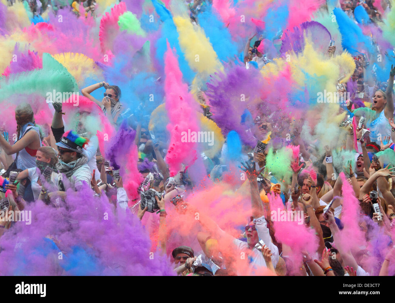 Berlin, Deutschland, Pulver Paint Battle of Indian Holi-Fest Stockfoto