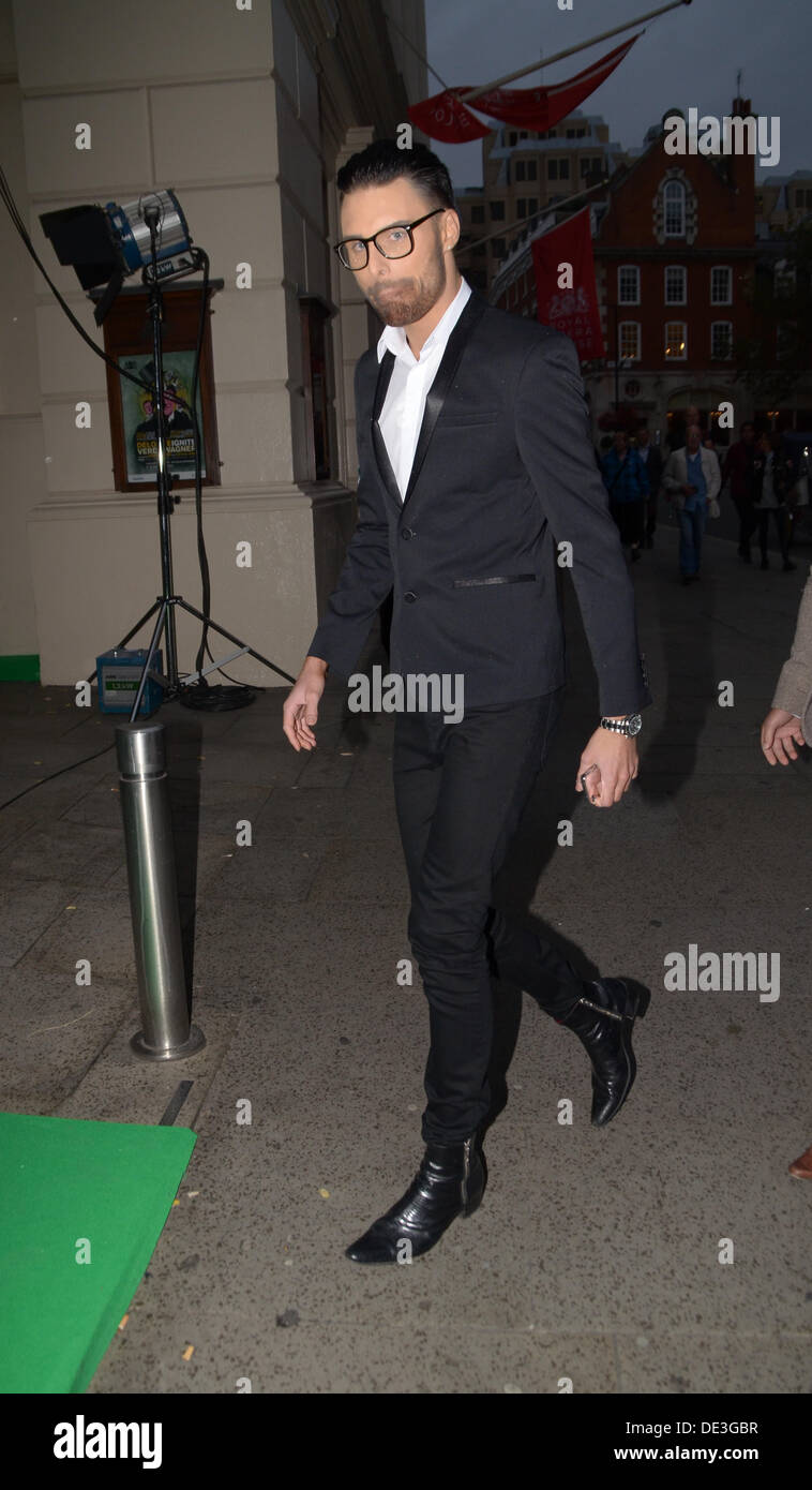 London, UK. 10. September 2013. Rylan Clark - Specsavers "Brillenträger des Jahres" Credit: Duncan Penfold/Alamy Live-Nachrichten Stockfoto