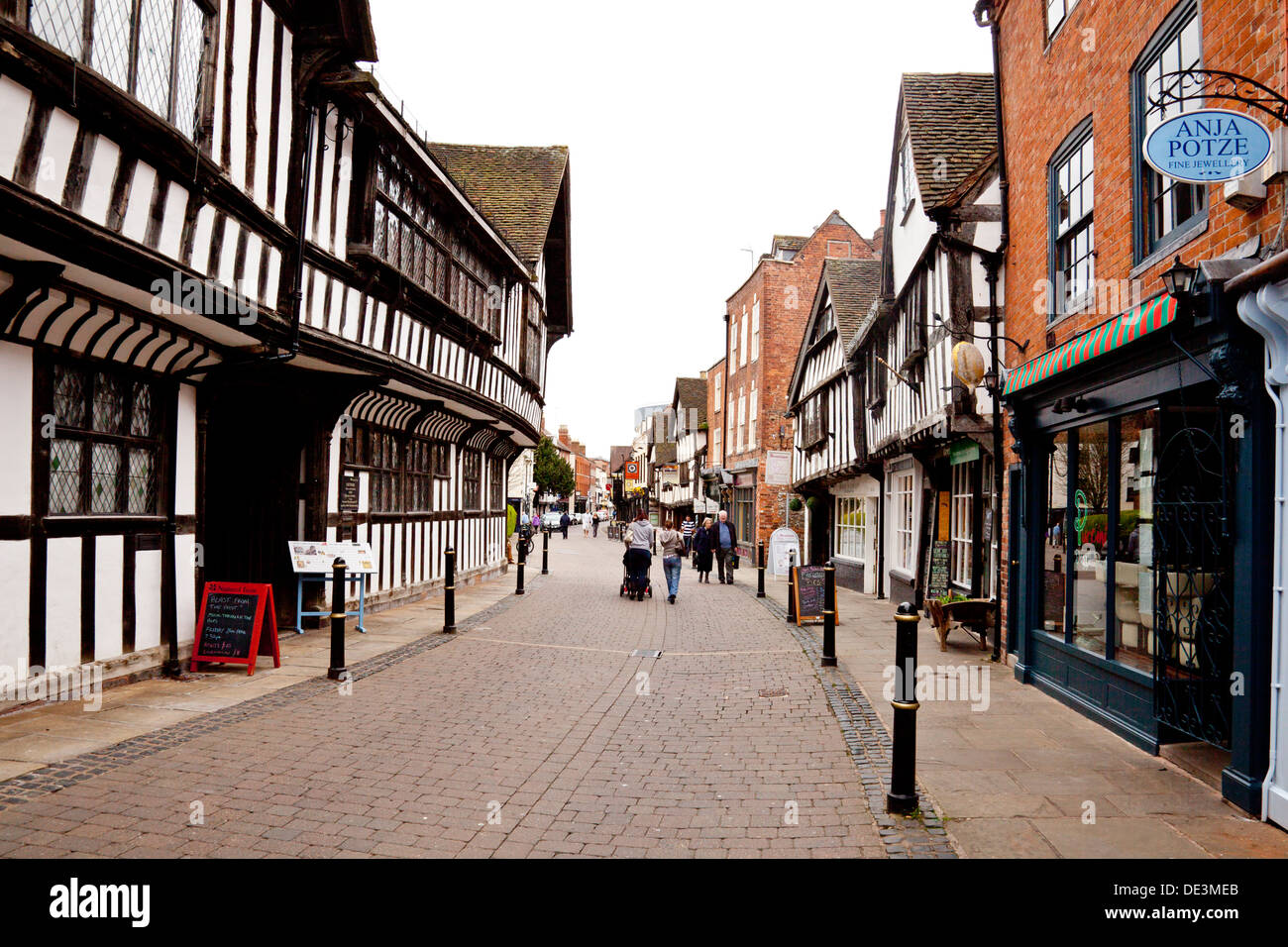 Historische Architektur in der Fußgängerzone Friar Street, Worcester, England, UK Stockfoto