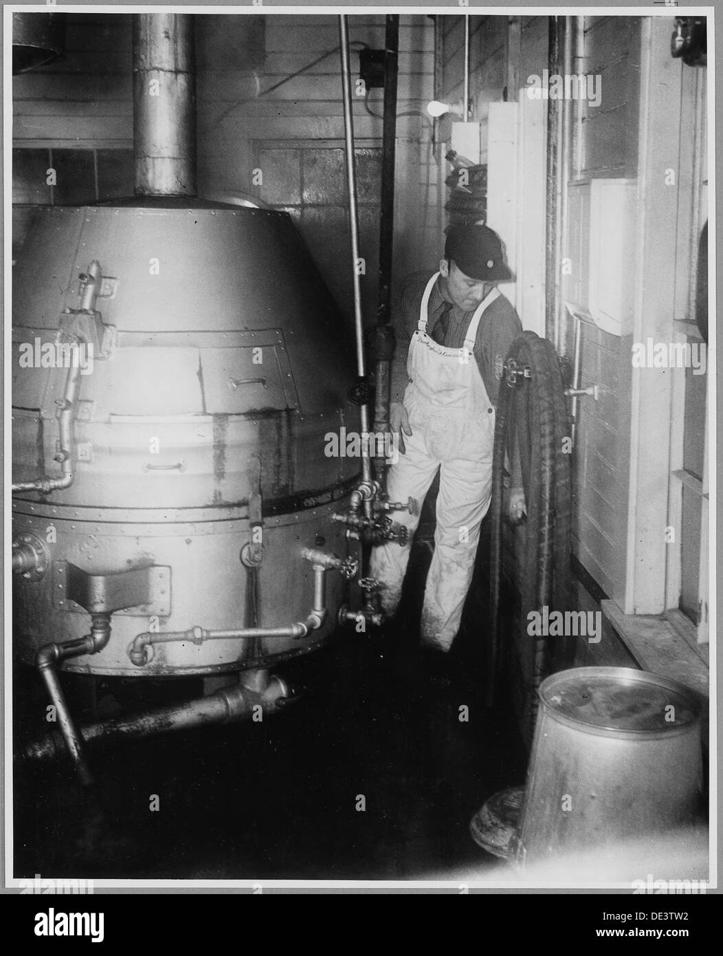 Landaff, Grafton County, New Hampshire. Der Dampfreiniger in der Milch-Station durch die Dosen... 521527 Stockfoto