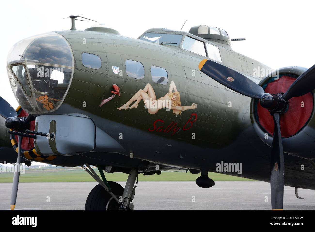 NOSE-BEREICH VON BOEING B-17 FLIEGENDE FESTUNG WW2 BOMBER Stockfoto