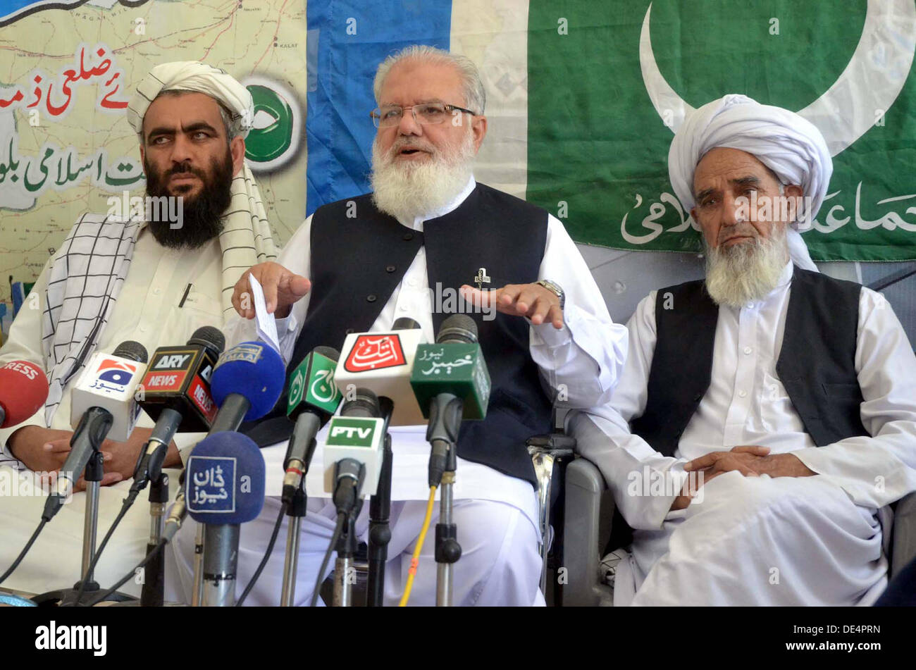 Jamat-e-Islami Führer richtet Liaquat Baloch an Medien Personen während einer Pressekonferenz im Alfalah House in Quetta am Mittwoch, 11. September 2013. Liaquat Baloch verurteilt USA erwartet Angriff auf Syrien und Tötung von syrischen Staatsangehörigen während eines Krieges zwischen den syrischen Rebellen und Asad Armee. Stockfoto