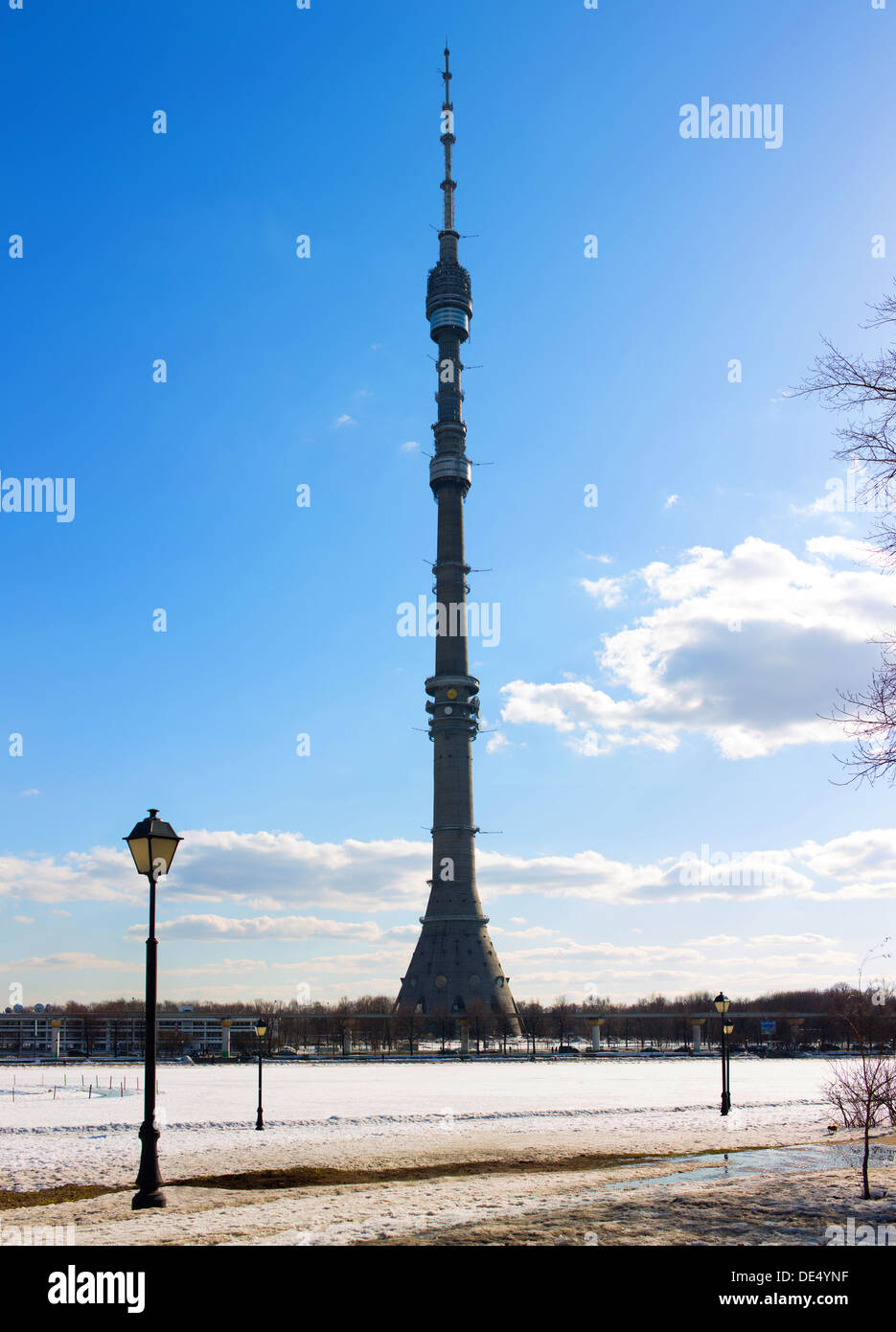 Fernsehturm ostankino -Fotos und -Bildmaterial in hoher Auflösung – Alamy