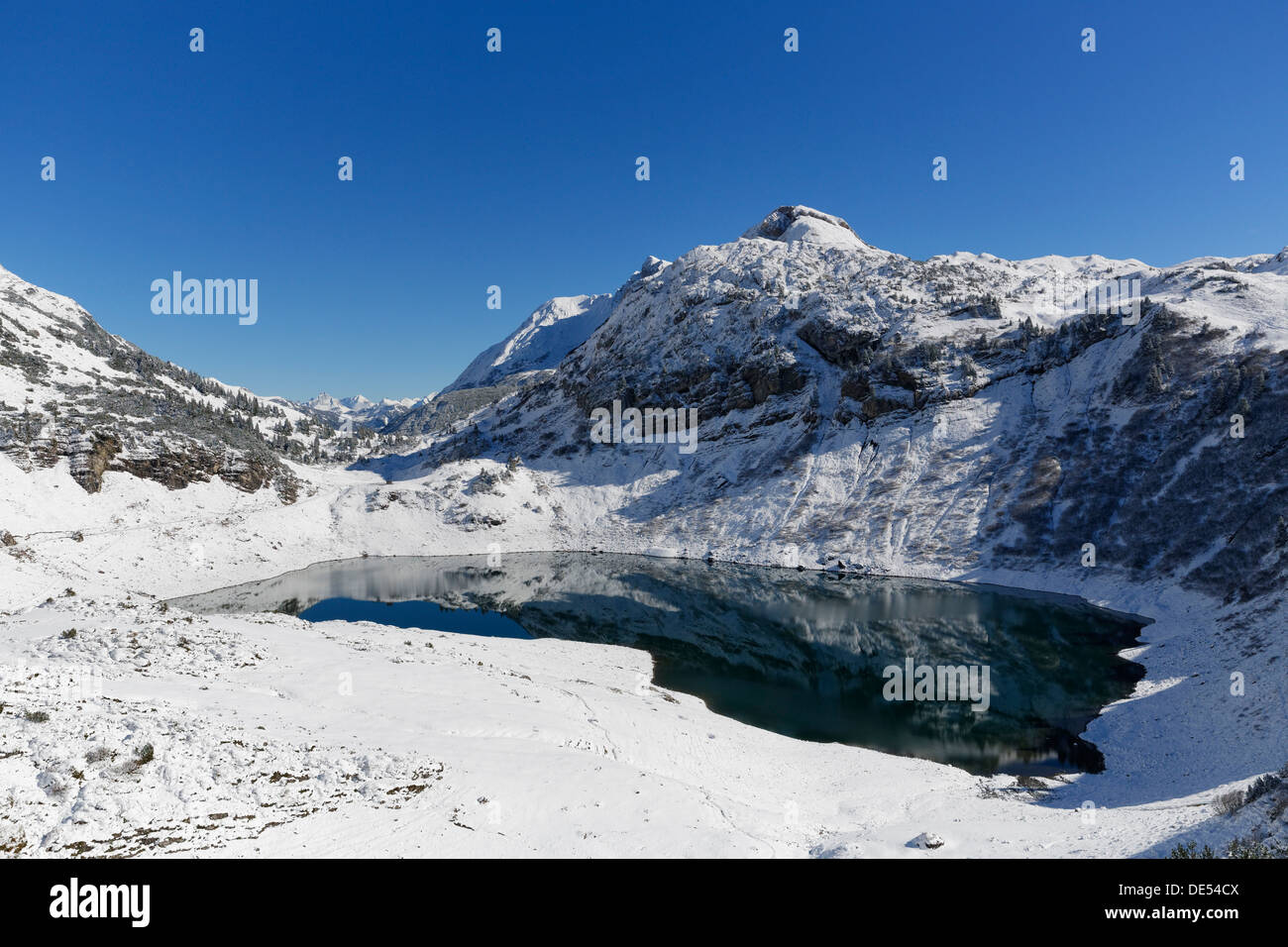 Winterlandschaft, Formarinsee, Dalaas, Lechquellengebirge, Vorarlberg, Österreich Stockfoto