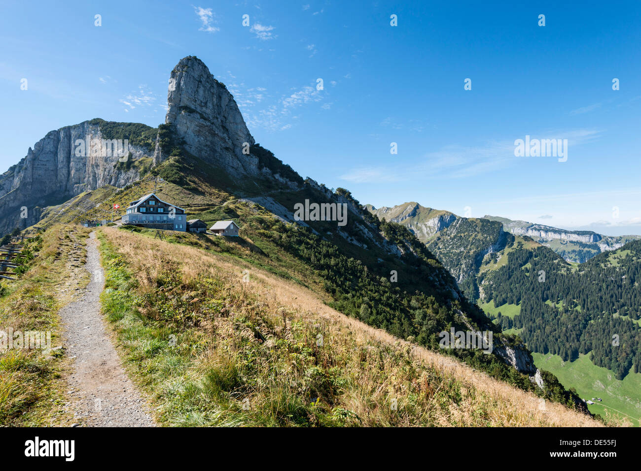 Das Berghaus auf der Staubern, Staubernkanzel Berg, 1860m, auf der  Rückseite, Kanton Appenzell Inner-Rhodos, Schweiz Stockfotografie - Alamy