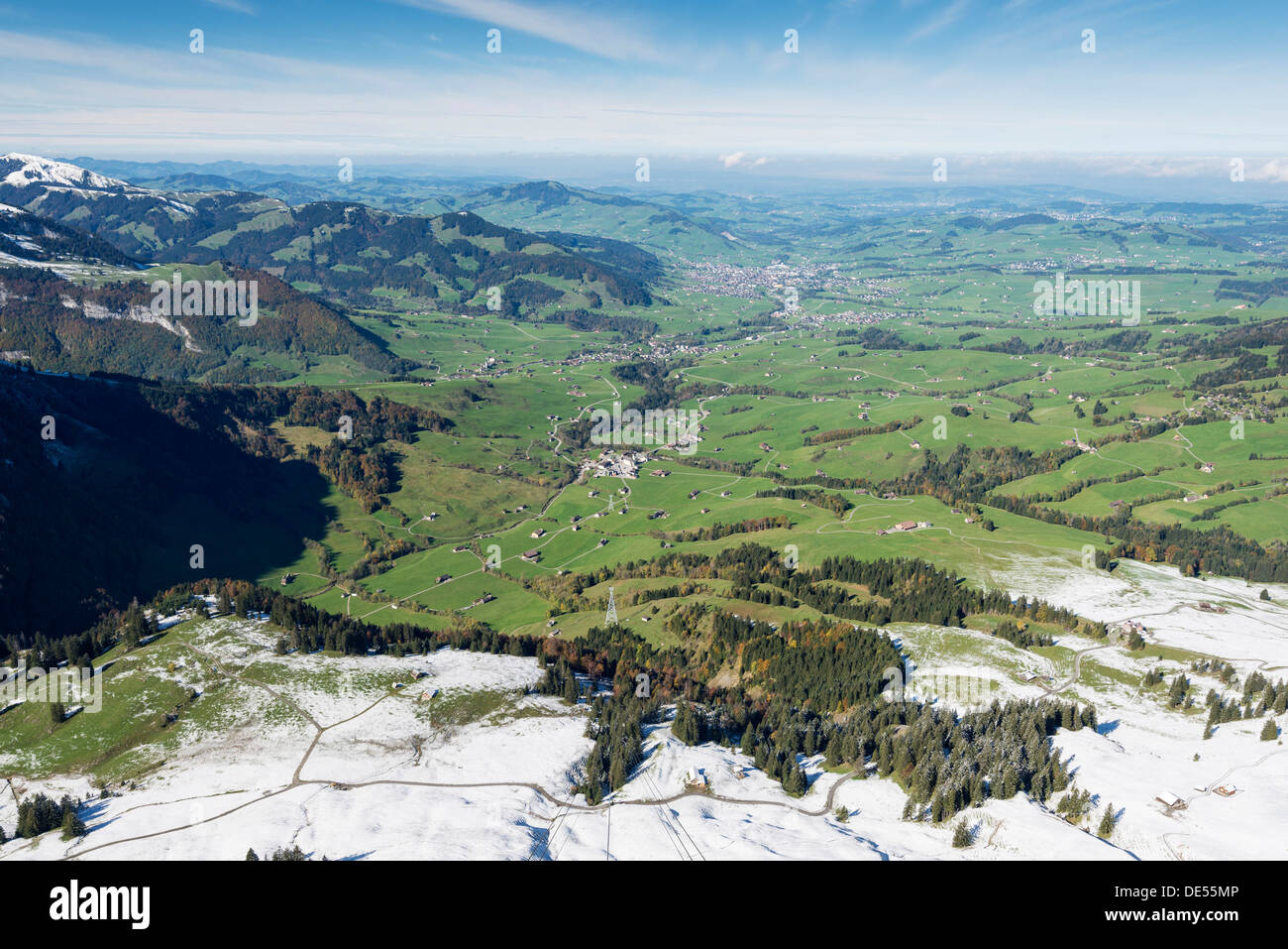 Blick auf Appenzellerland Region von Hoher Kasten Berg, Kanton Appenzell Innerrhoden, Schweiz, Europa aus gesehen Stockfoto