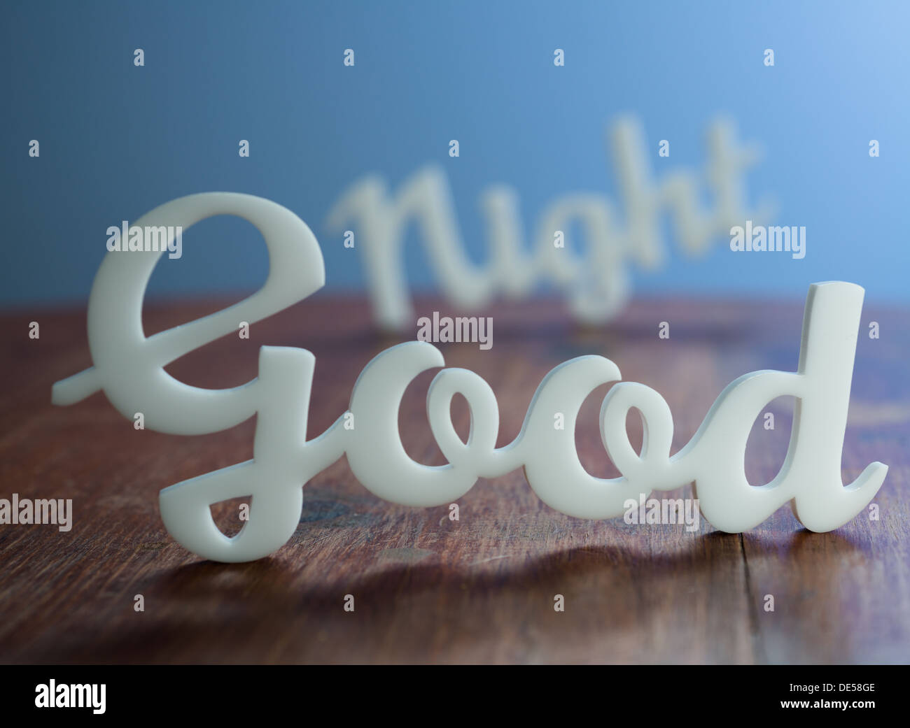 Gute Nacht Schild mit blauer Hintergrundbeleuchtung. Stockfoto