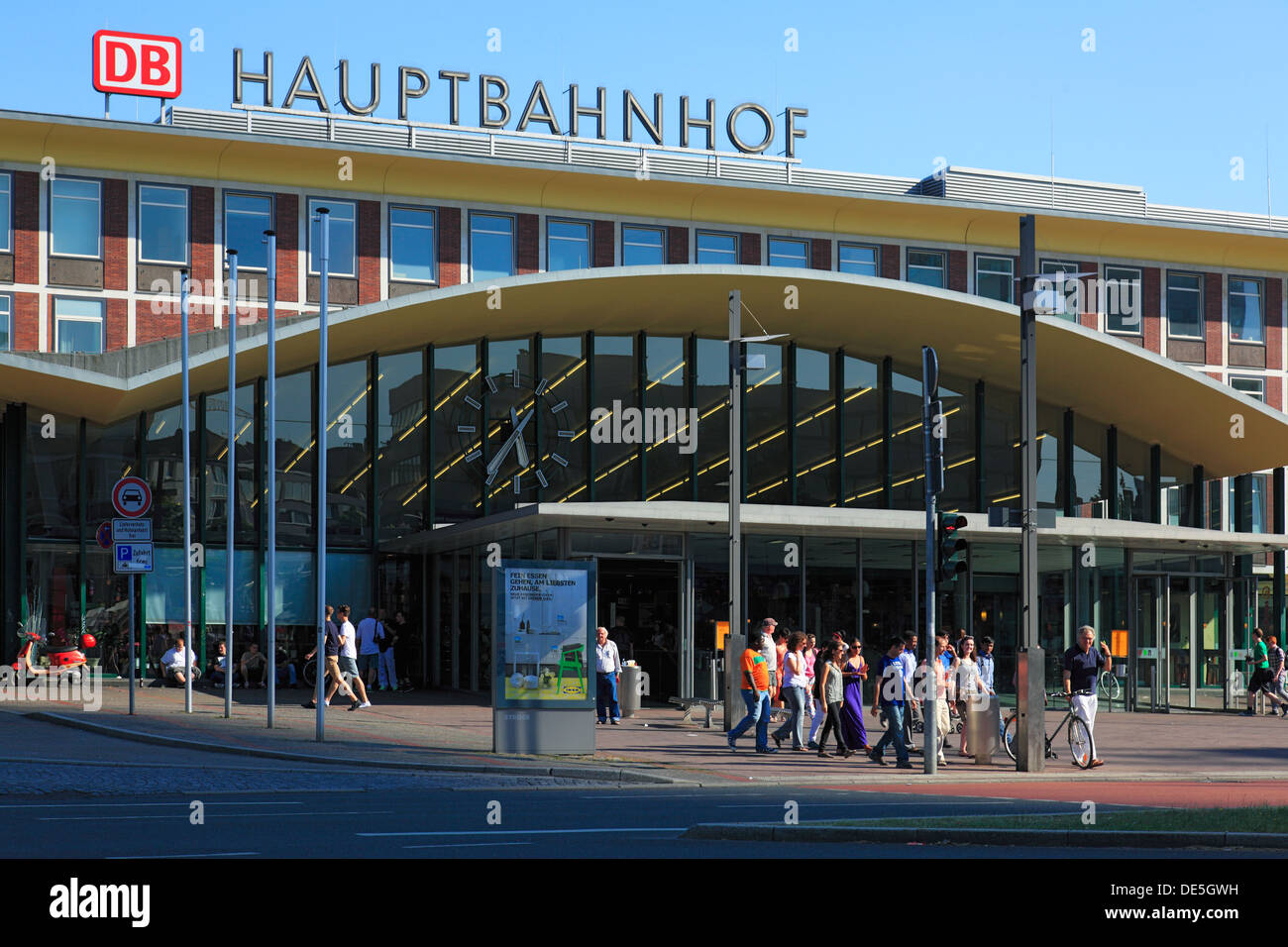 Bochum hauptbahnhof -Fotos und -Bildmaterial in hoher Auflösung – Alamy