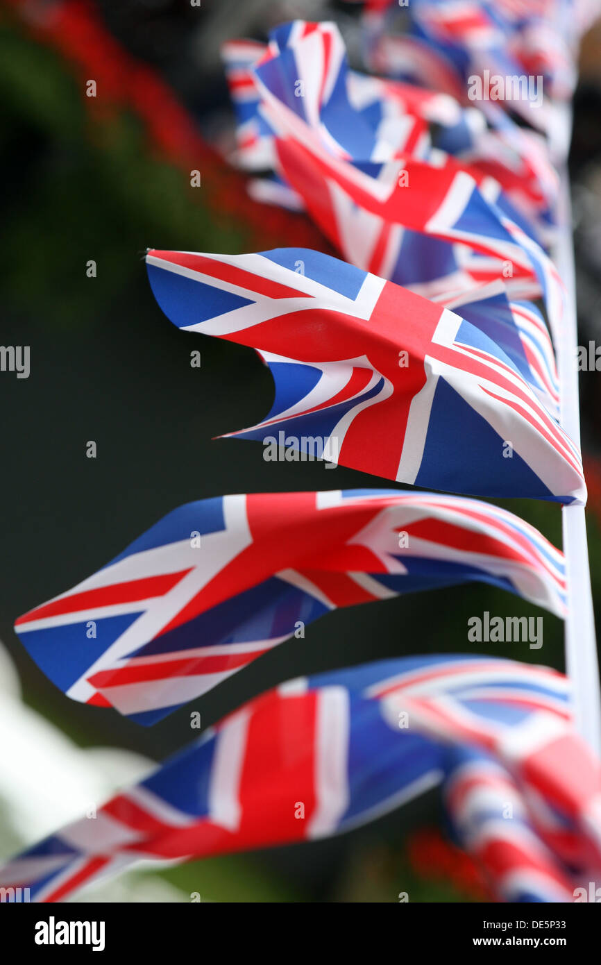 Ascot, Großbritannien, Nationalflaggen der das Vereinigte Königreich Großbritannien und Nordirland Stockfoto