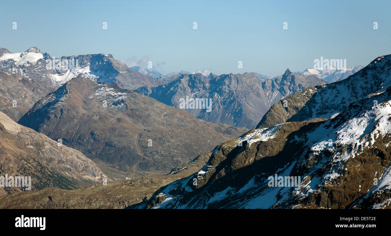 St. Moritz, Schweiz, Blick vom Gipfel des Piz Nair (3057m) in den Engadiner Alpen Stockfoto
