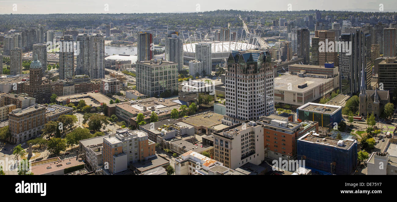 Vancouver BC City Innenstadt mit Cambie Brücke und False Creek Panorama Stockfoto