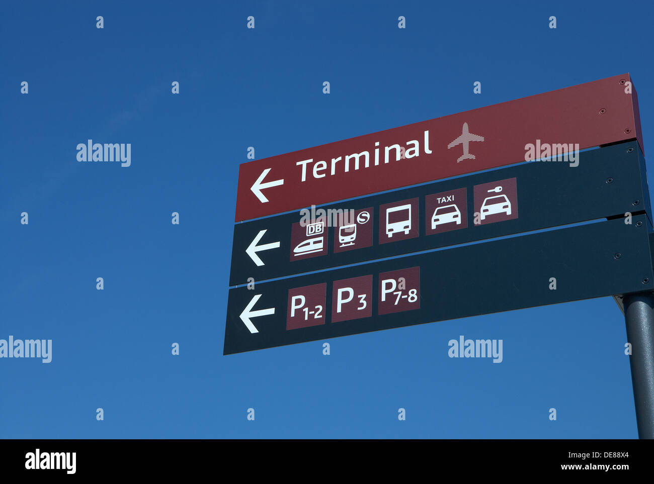 Schönefeld, Deutschland, unterzeichnet am Flughafen Berlin Brandenburg Willy Brandt Stockfoto