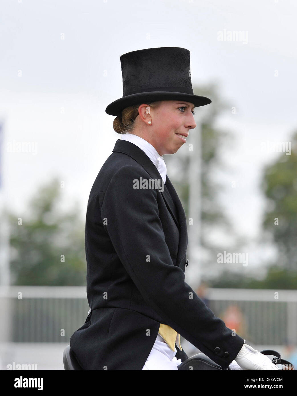 2013 Treue Blenheim Palace Horse Trials. Woodstock Oxford, England. Freitag, den 13. September. Ginny Howe (GBR) Reiten Creeslough während der Dressur Phase CIC *** eintägige Veranstaltung Credit: Julie Badrick/Alamy Live News Stockfoto