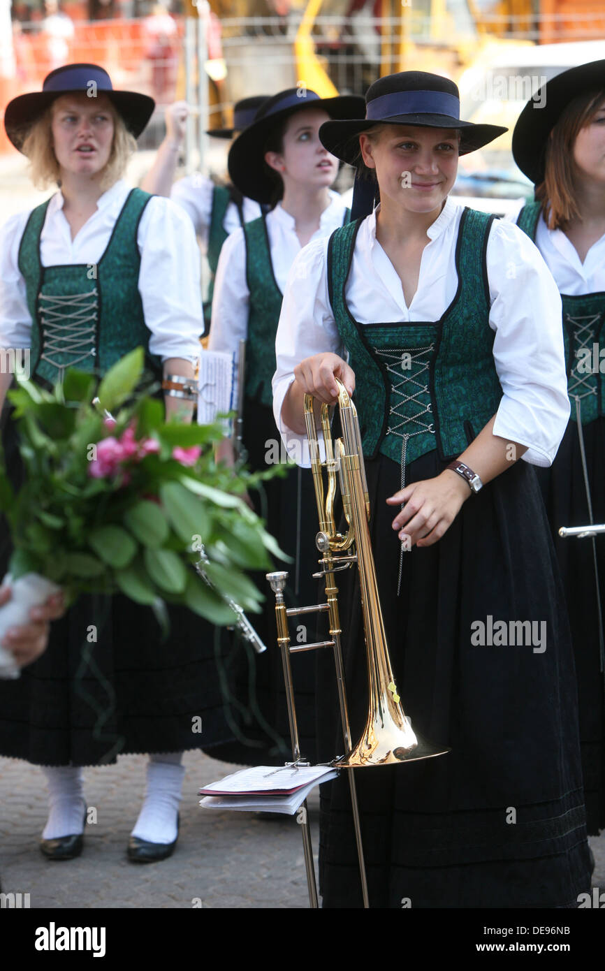 Musik Gesellschaft Sacilia aus Schemmerberg in deutschen folk Kosten während der 47. Folklore-Festival in Zagreb, Kroatien am Juli 19,2013 Stockfoto