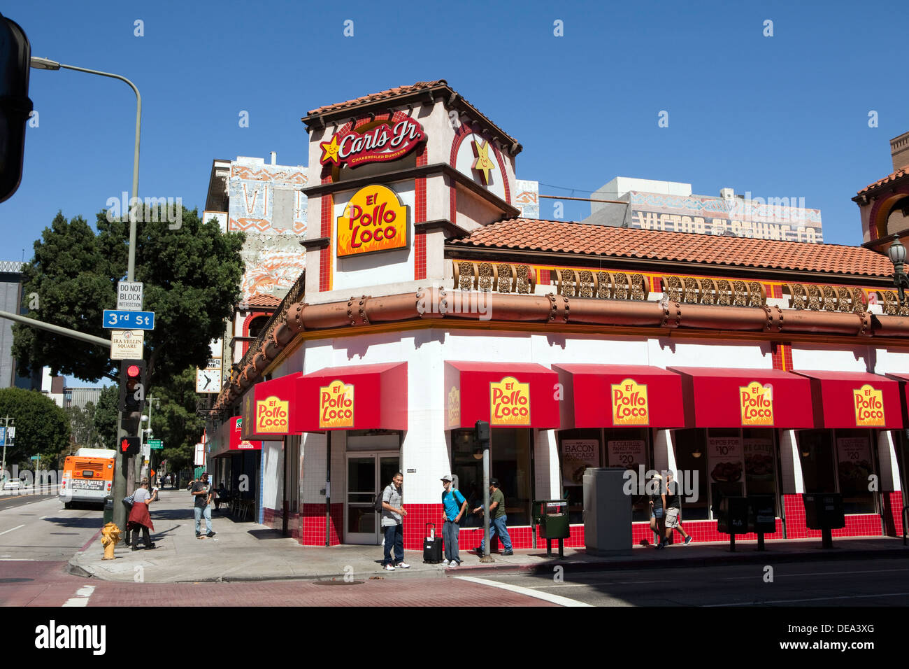 Ein Blick auf ein Fast FoodKette einschließlich Carls Jr. und El Pollo Loco in der Innenstadt