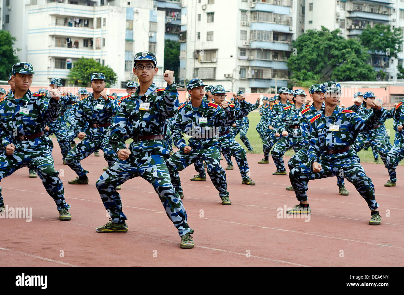 Studenten der Militärausbildung South China Normal University, Guangzhou, China Stockfoto