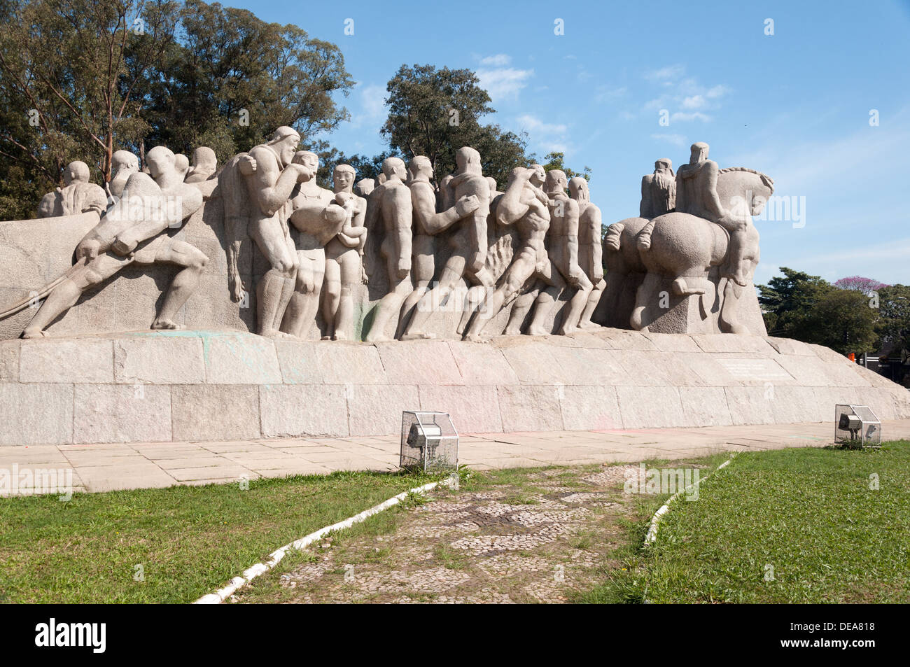Das Bandeiras Denkmal in Ibirapuera Park, Sao Paulo, Brasilien. Stockfoto